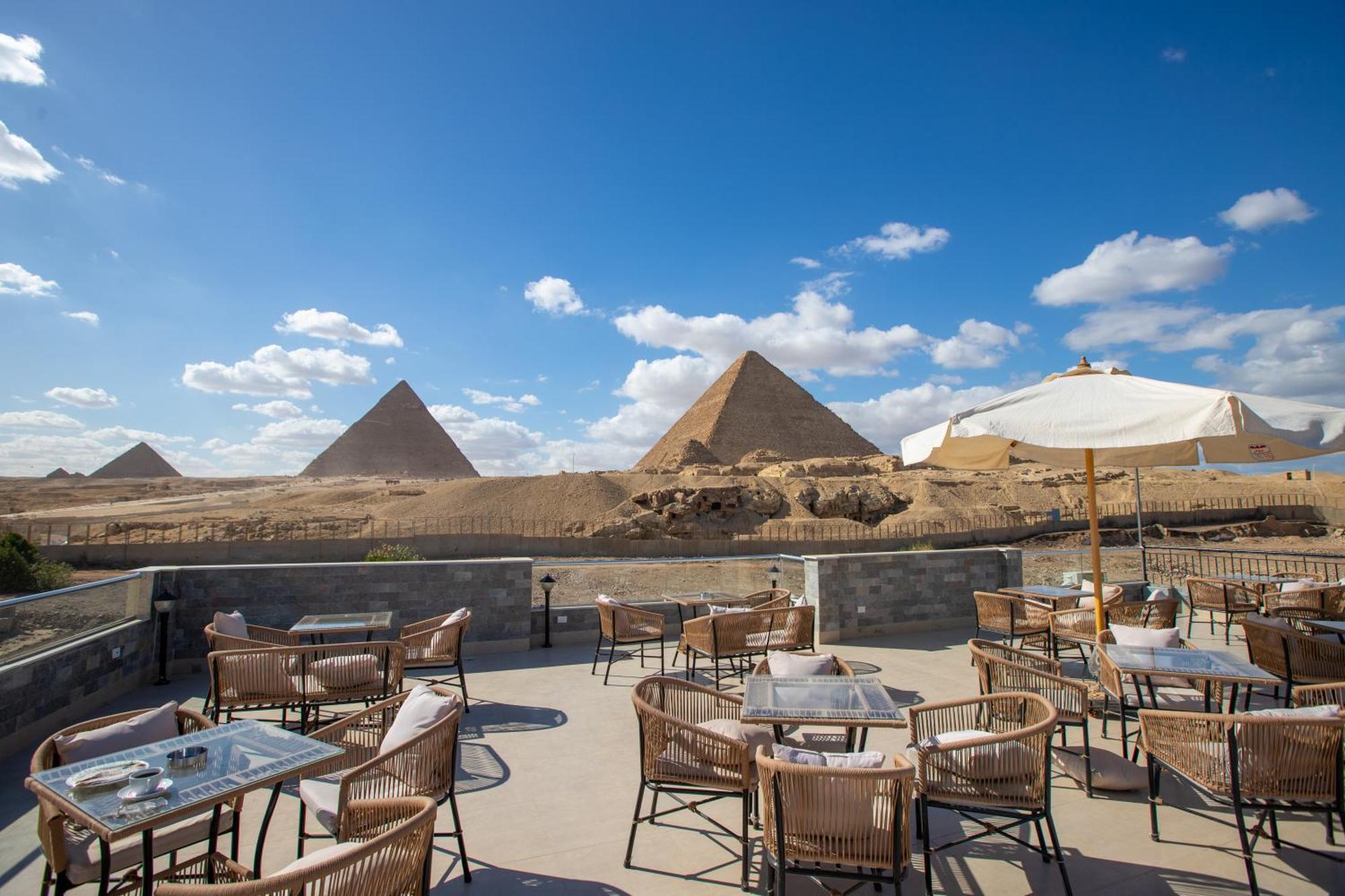 Отель Soul Pyramids View Kafrat al Jabal Экстерьер фото