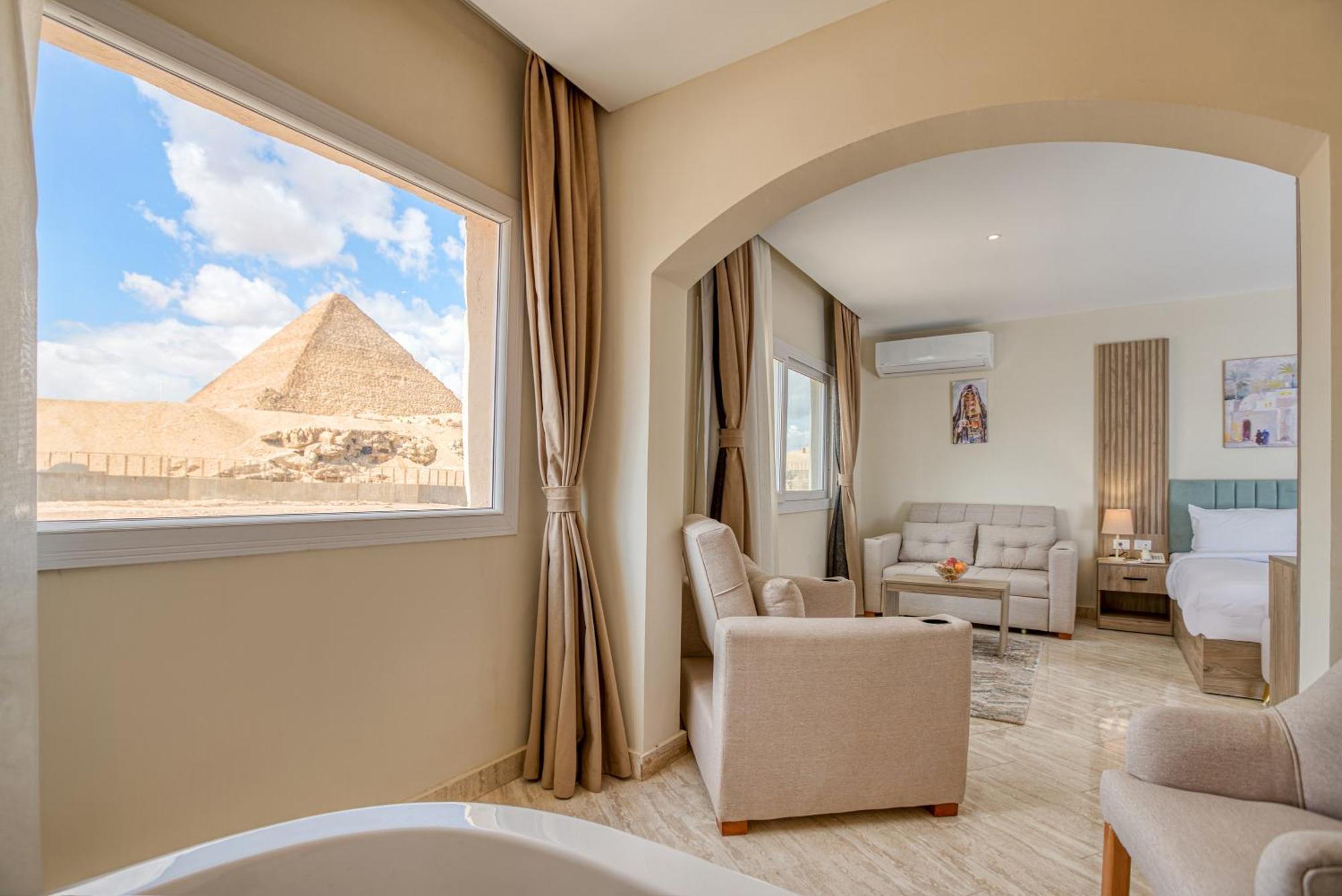 Отель Soul Pyramids View Kafrat al Jabal Экстерьер фото