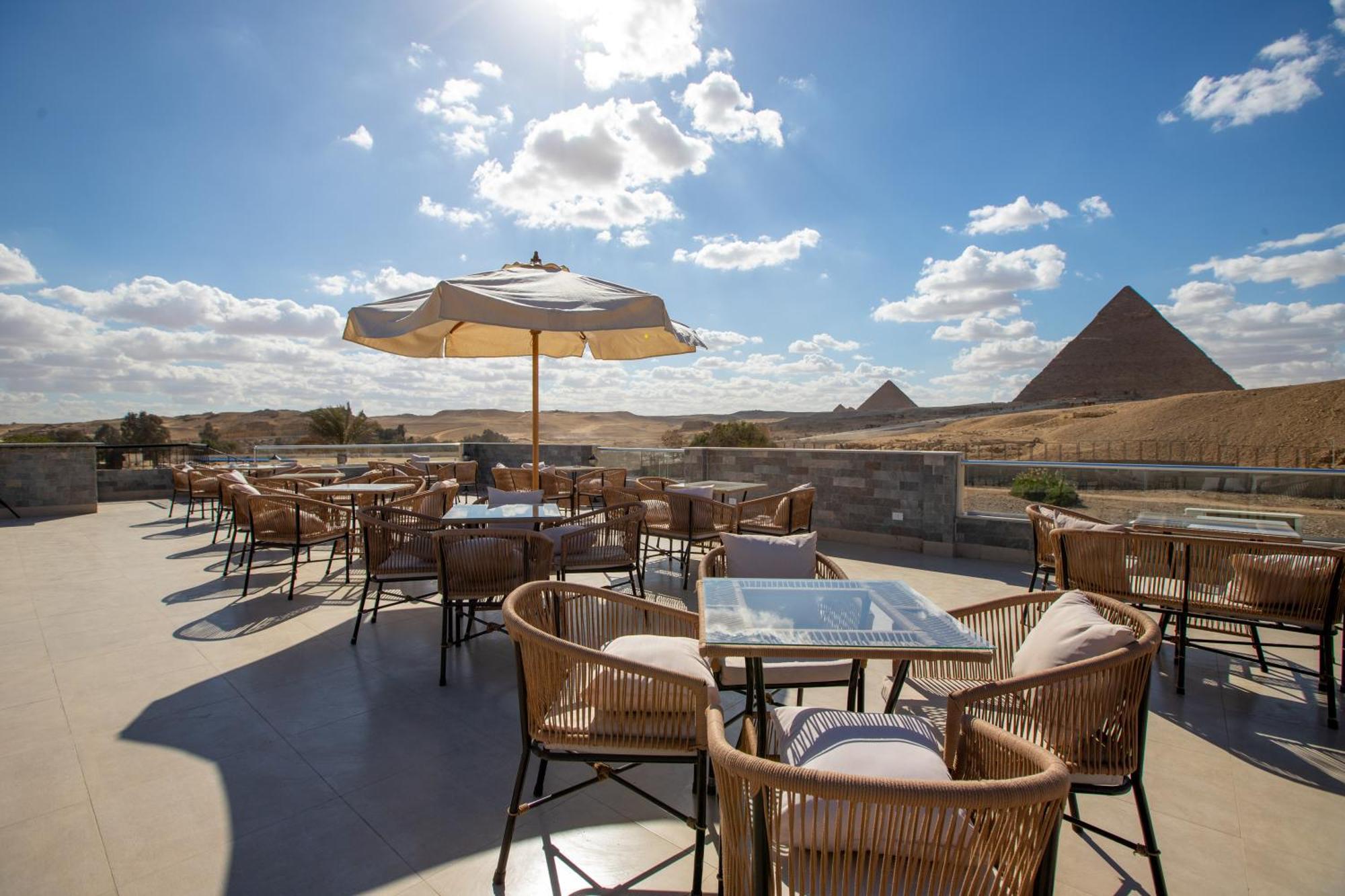 Отель Soul Pyramids View Kafrat al Jabal Экстерьер фото