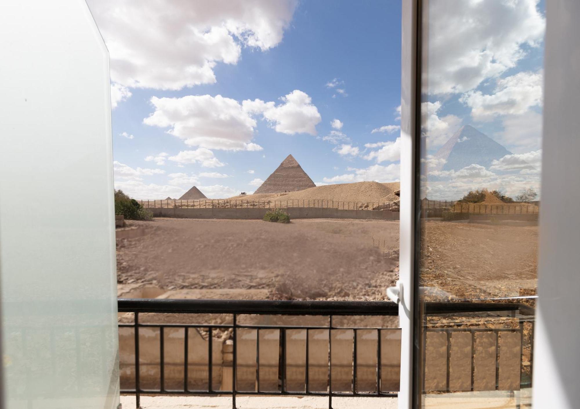 Отель Soul Pyramids View Kafrat al Jabal Экстерьер фото